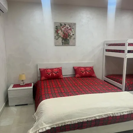Chloehouse-2