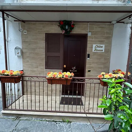 Chloehouse-3